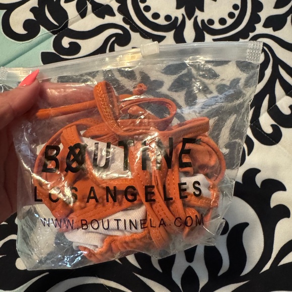 Boutine bikini - Picture 3 of 3